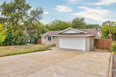 A home in Irving