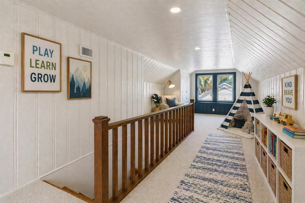Wilshire Place - Residential