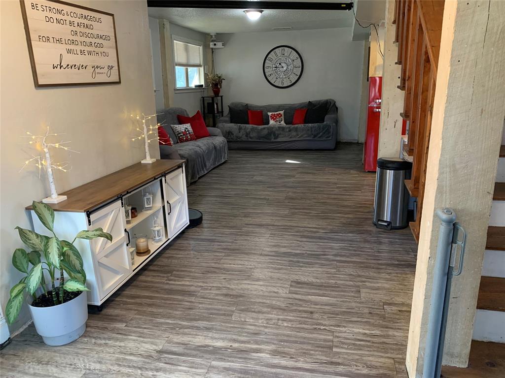 Whispering Oaks Club Park - Residential