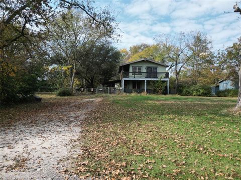 Photo of 242 Club Park Court, East Tawakoni, TX 75472 (MLS # 21116634)