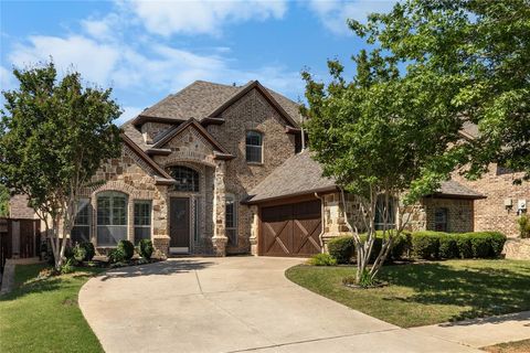 Photo of 301 Matthew Avenue, Denton, TX 76210 (MLS # 21269994)