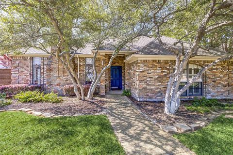 6522 La Manga Drive Dallas TX 75248