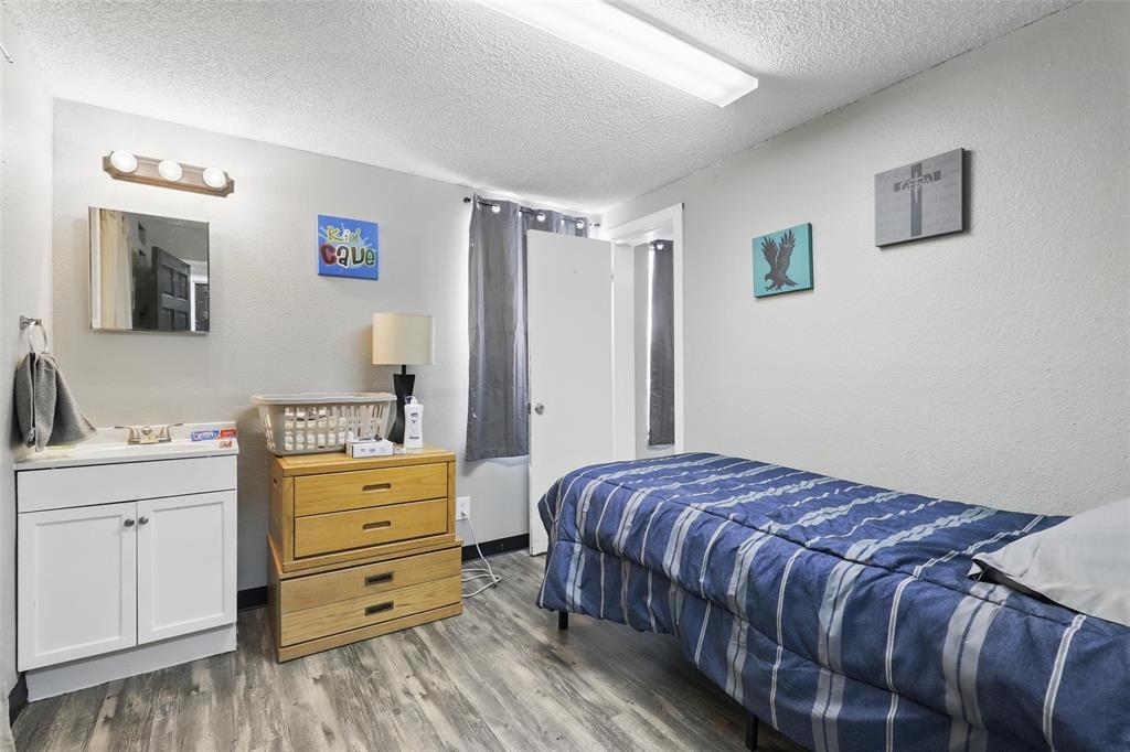 Stockett - Commercial Sale