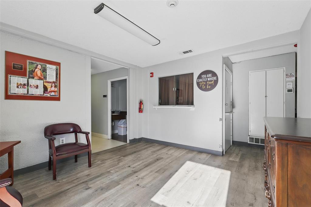 Stockett - Commercial Sale