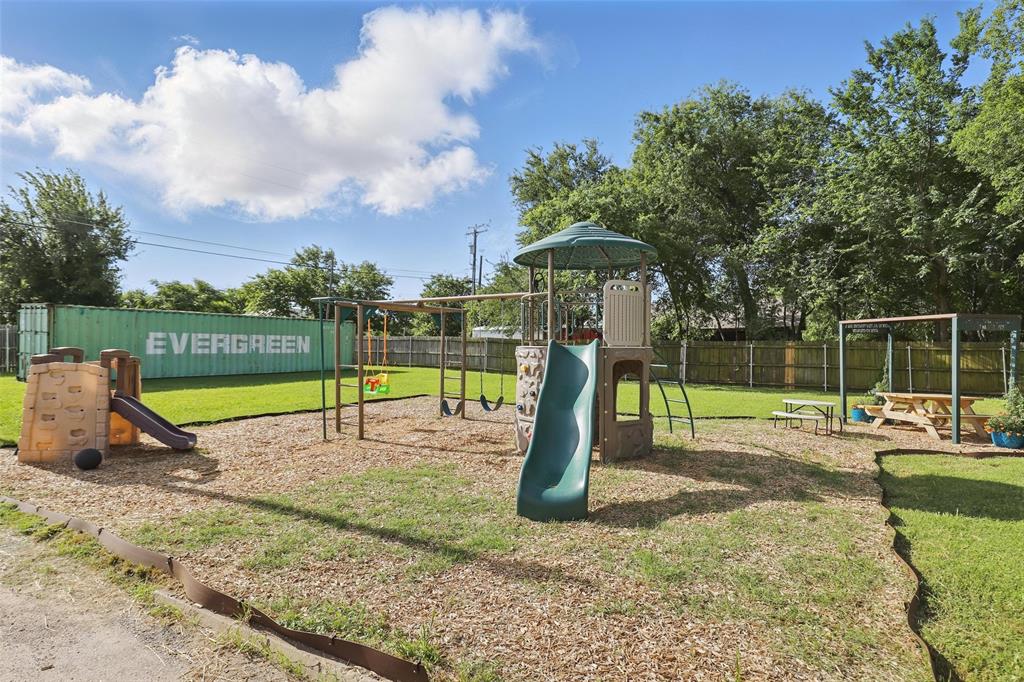 Stockett - Commercial Sale