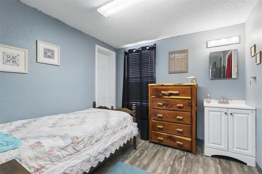 Stockett - Commercial Sale