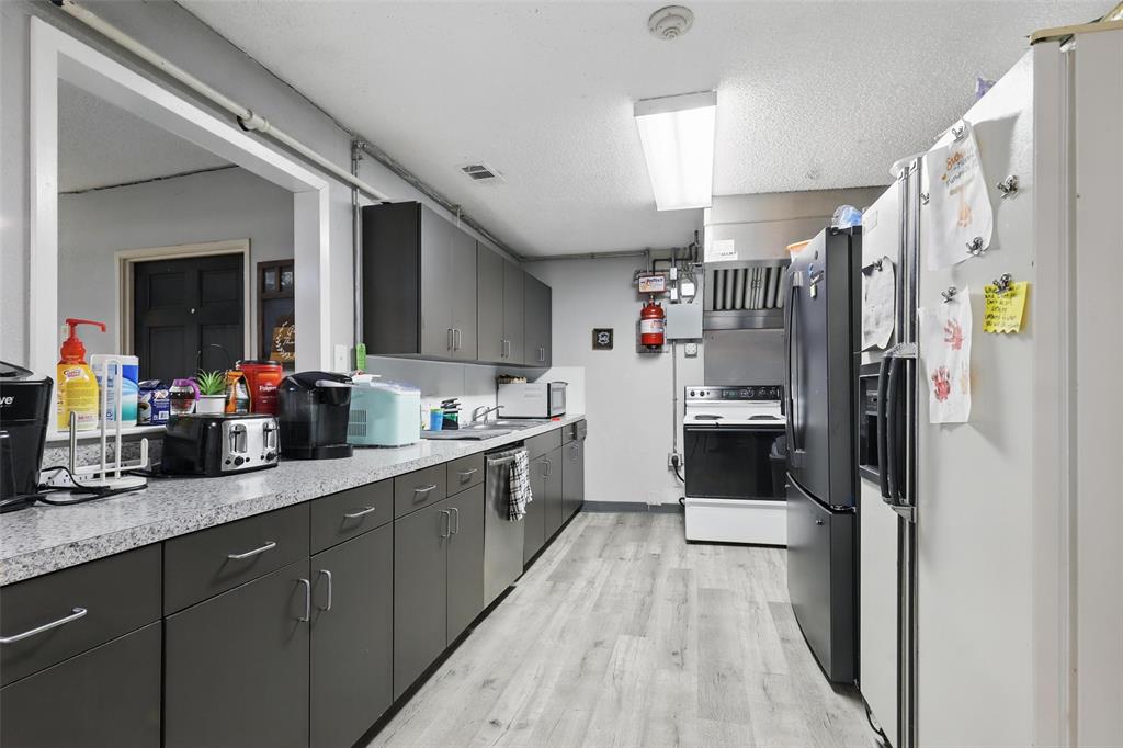 Stockett - Commercial Sale