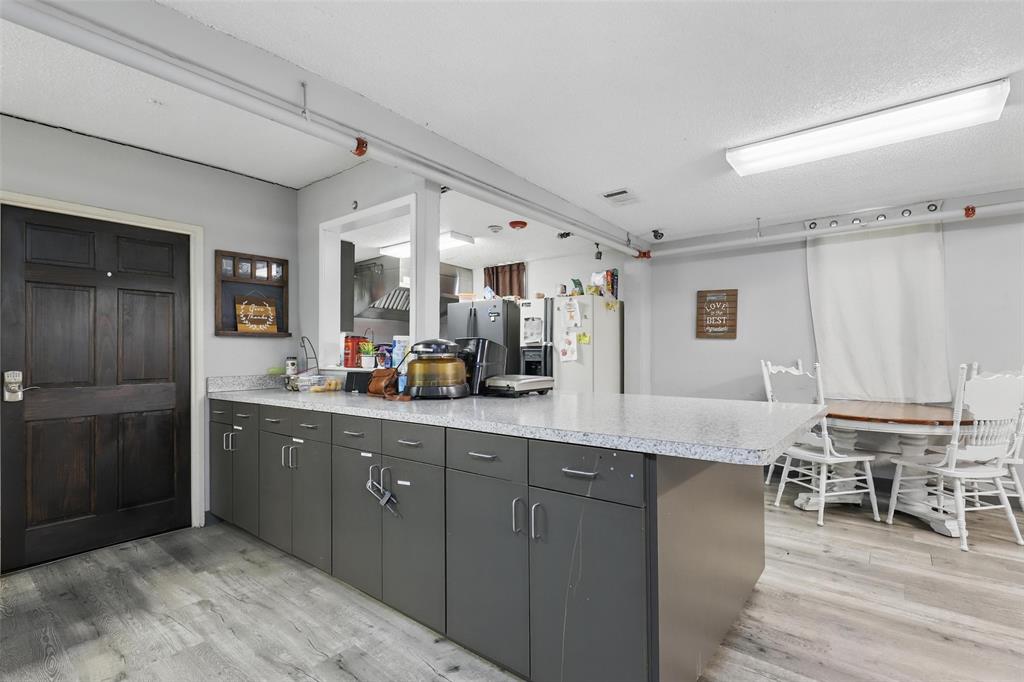 Stockett - Commercial Sale