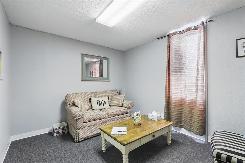 Stockett - Commercial Sale