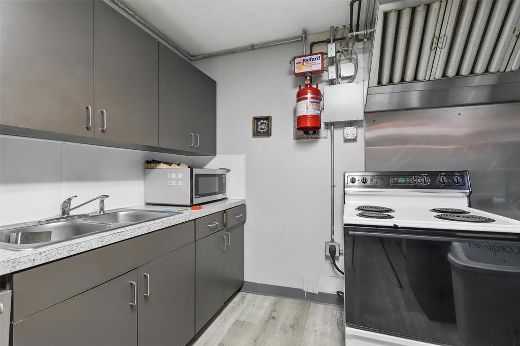 Stockett - Commercial Sale