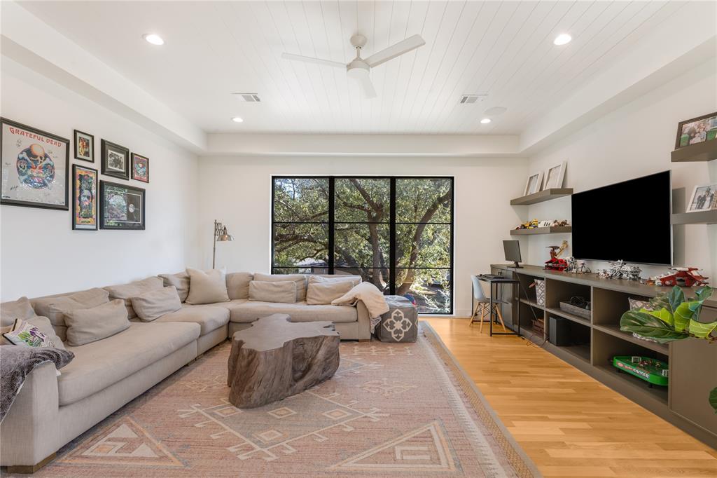 Midway Hills - Residential