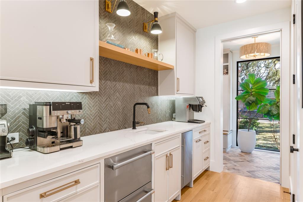 Midway Hills - Residential