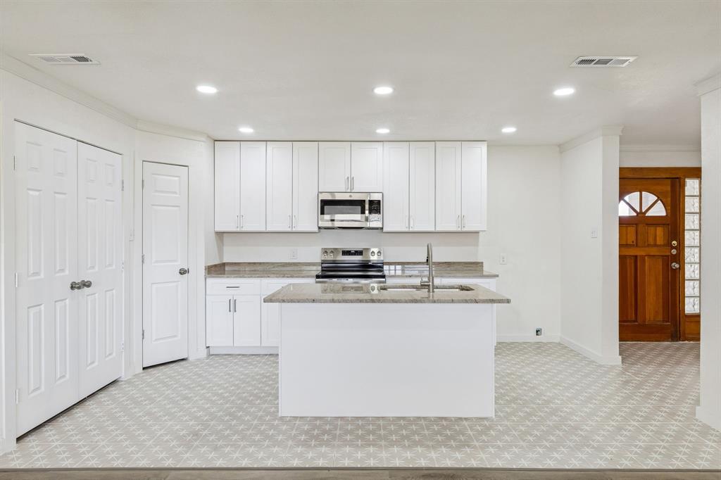 Cedar Crest Village 05 - Residential