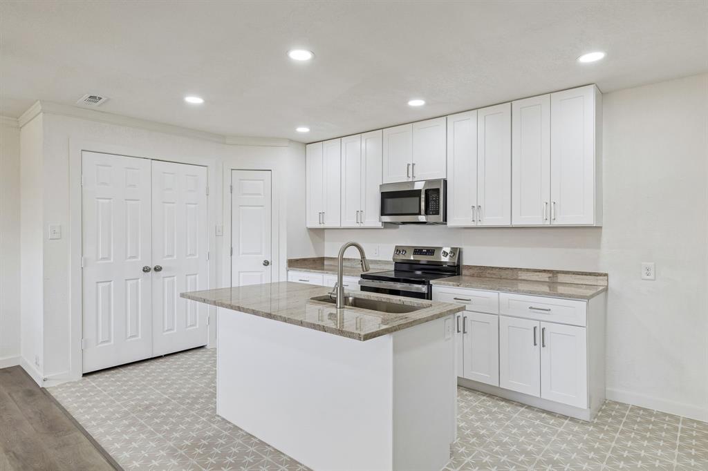 Cedar Crest Village 05 - Residential