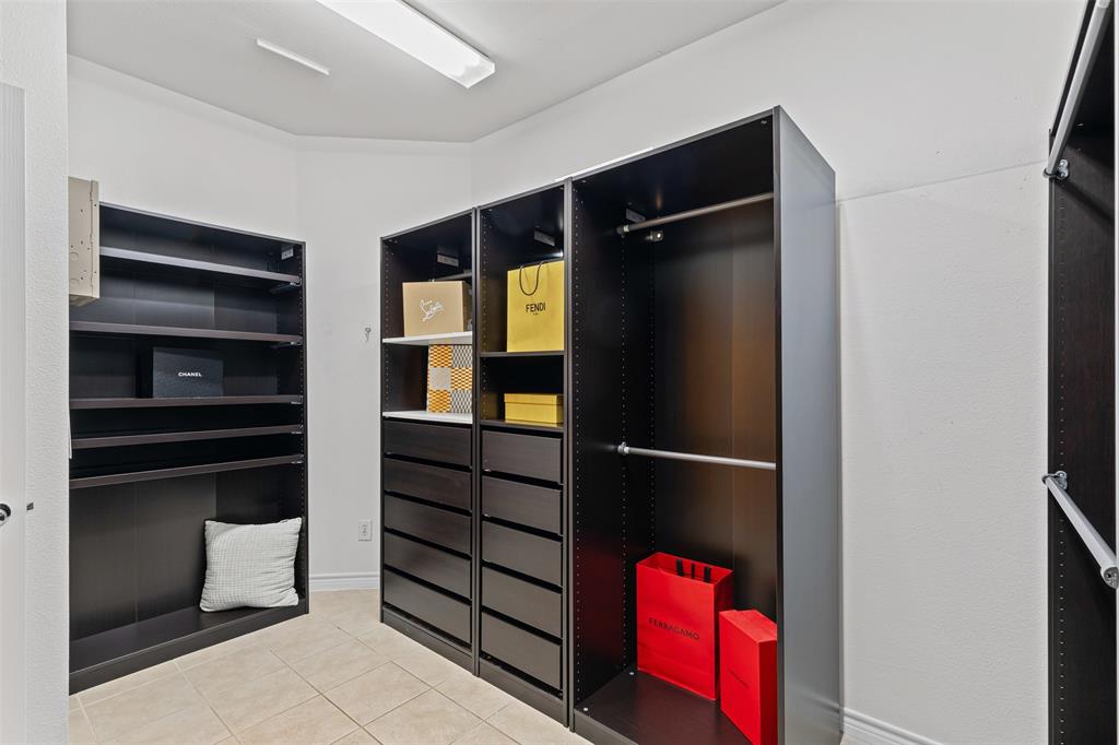 TOWNHOMES OF DISTRICT A PH 1-11 - Residential Lease