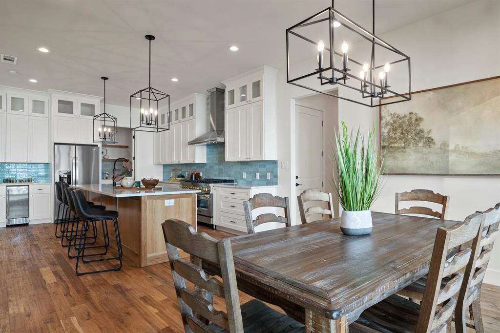 Paradise Shores - Residential