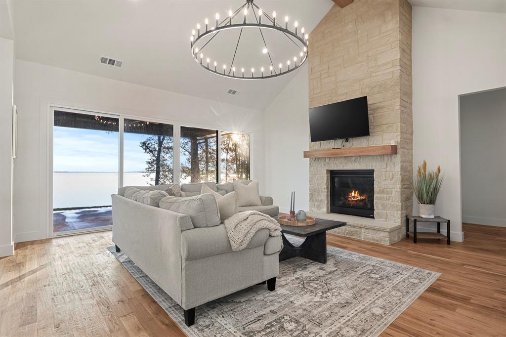 Paradise Shores - Residential