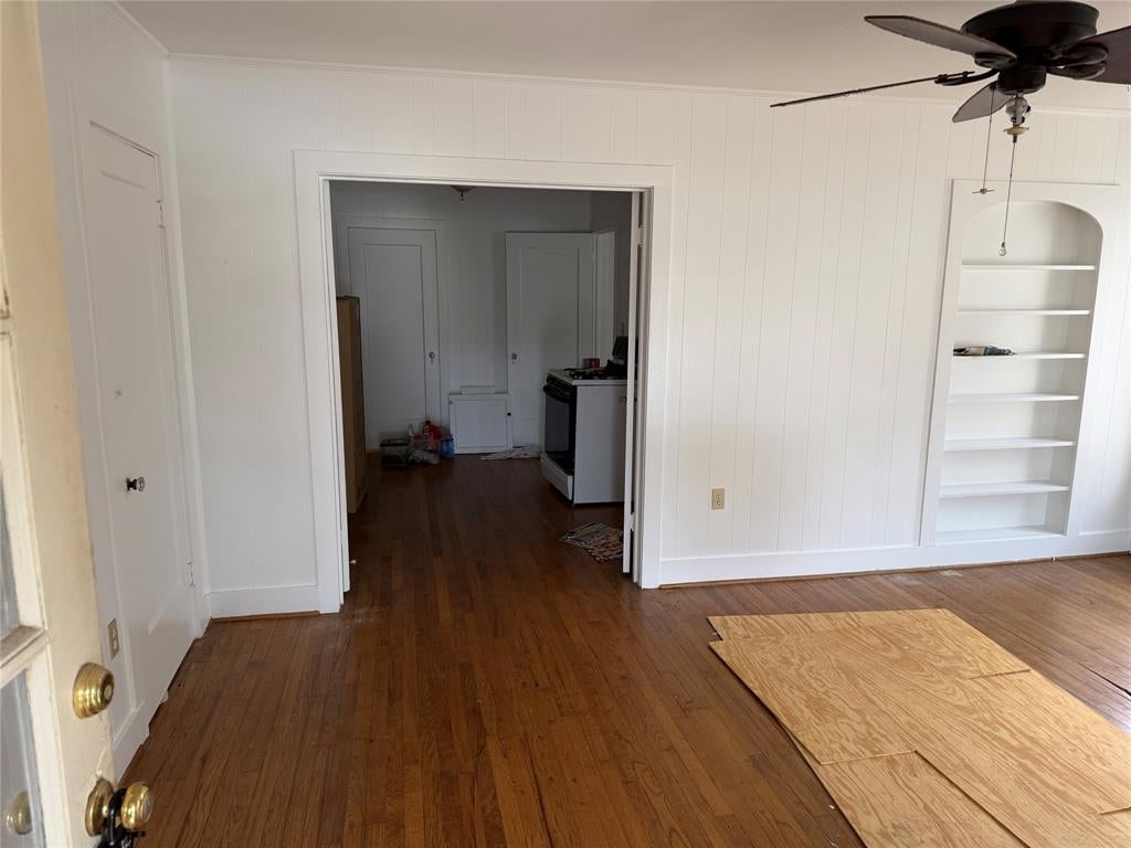 3207 Odessa Avenue