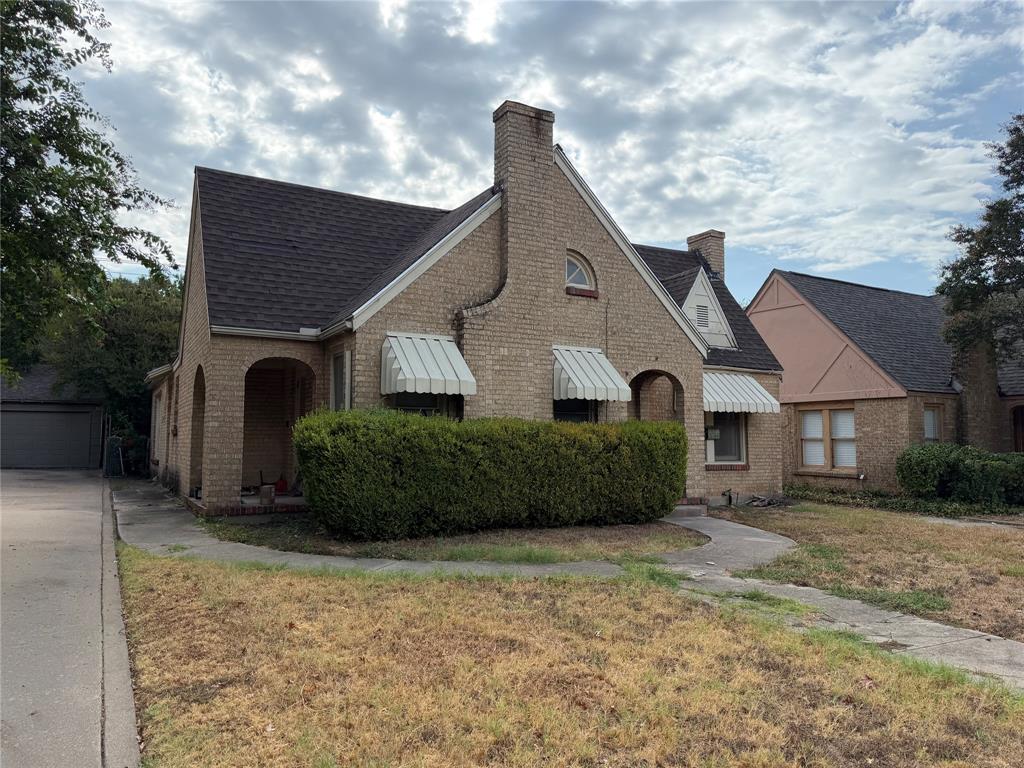 3207 Odessa Avenue