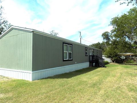 2916 Blackjack Lane Granbury TX 76048