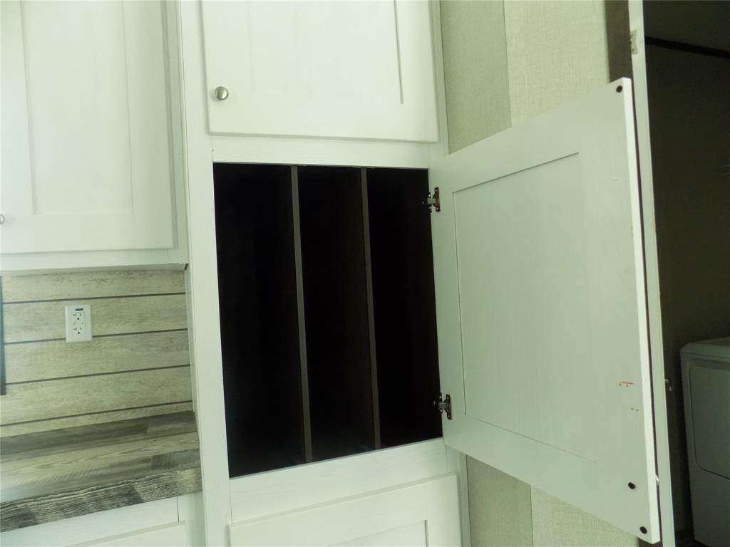 Oak Trail Shores Sec F - Residential