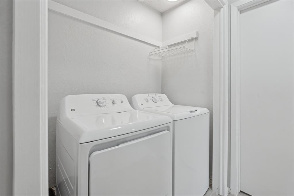 Preston Manor Ph II - Residential Lease