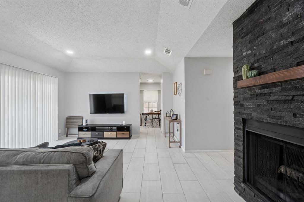 Preston Manor Ph II - Residential Lease