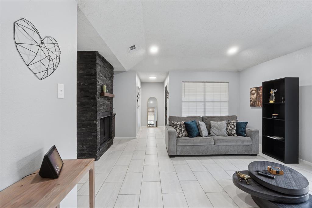 Preston Manor Ph II - Residential Lease