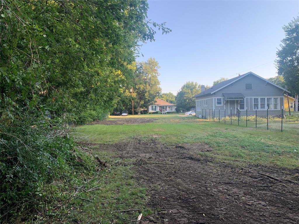 Moore B H Heirs - Land