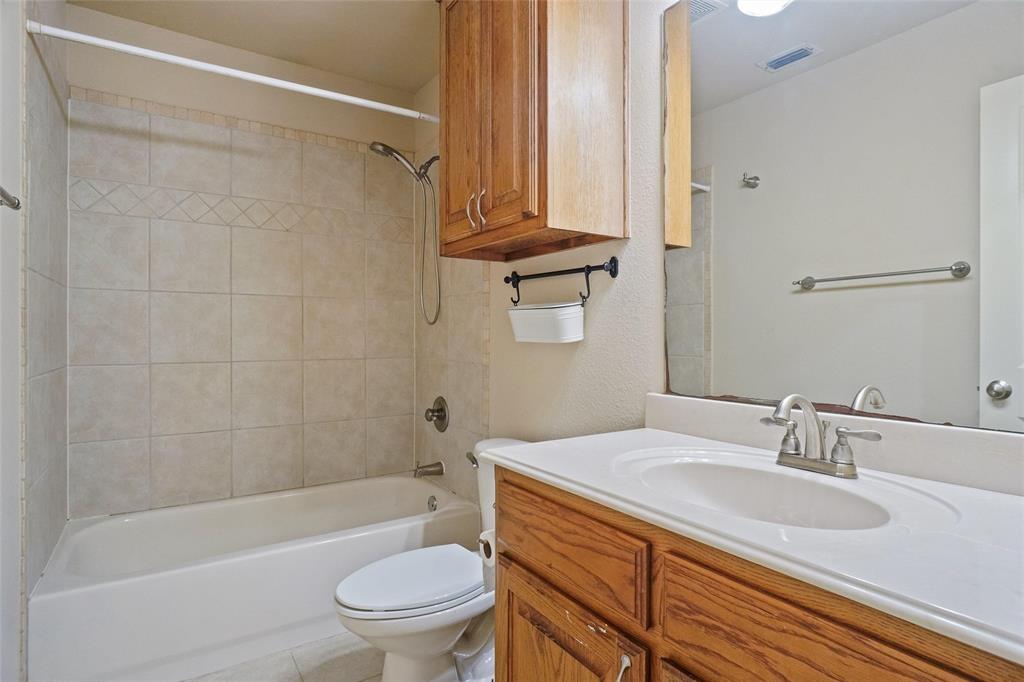 Lewisville Valley 4 Sec B Ph 1 - Residential Lease