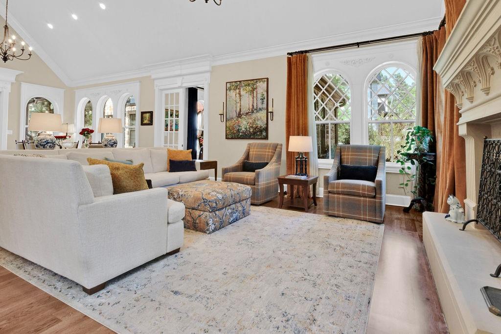2811 Stewart Way