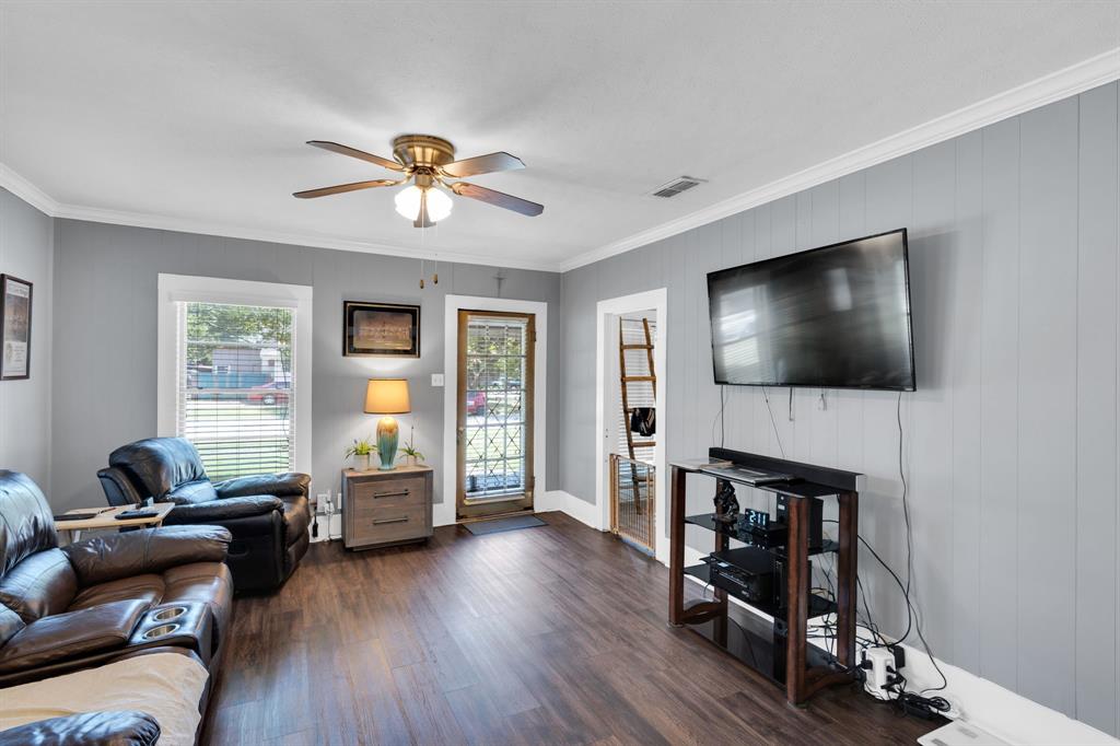 O T Ennis - Residential