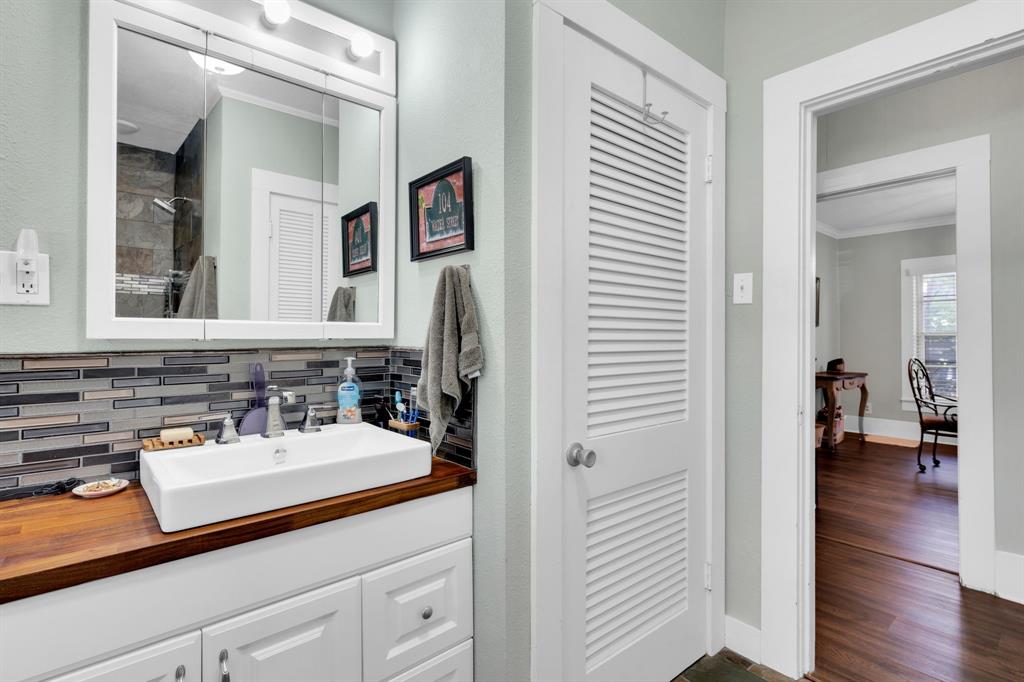 O T Ennis - Residential