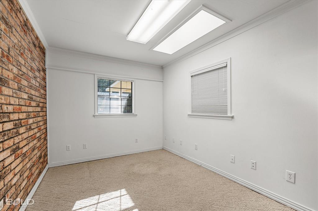 Shreveport, Louisiana 71129, United States, 4 Bedrooms Bedrooms, ,3 BathroomsBathrooms,Residential,Pending,20323