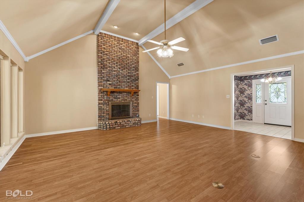 Shreveport, Louisiana 71129, United States, 4 Bedrooms Bedrooms, ,3 BathroomsBathrooms,Residential,Pending,20323