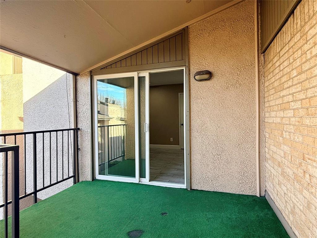 Las Colonitas Condo - Residential