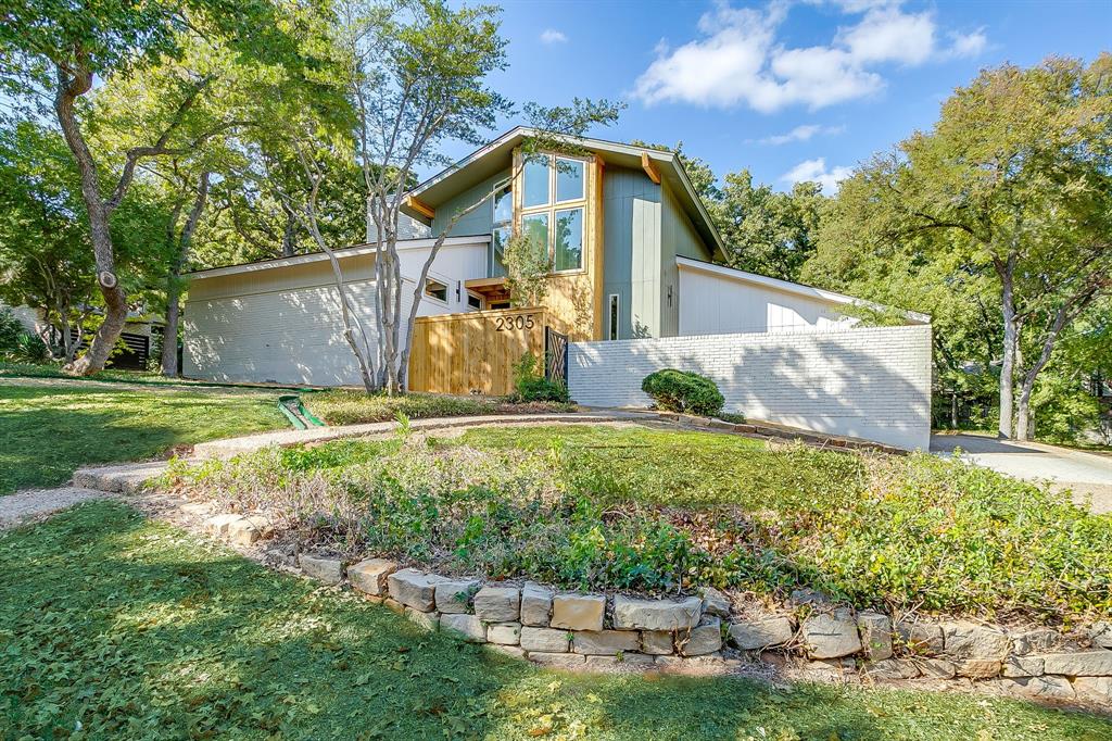 2305 Oak Forest Court