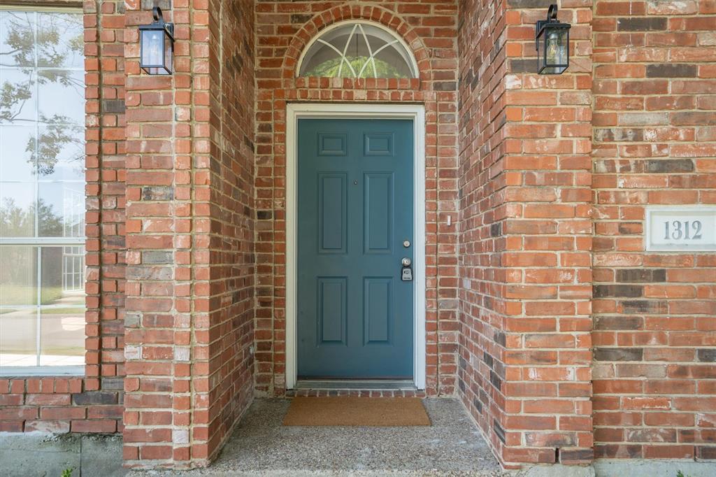 1312 Wentworth Drive
