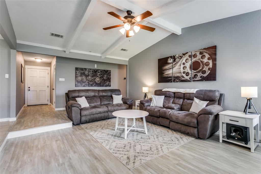 2921 Murphy Drive