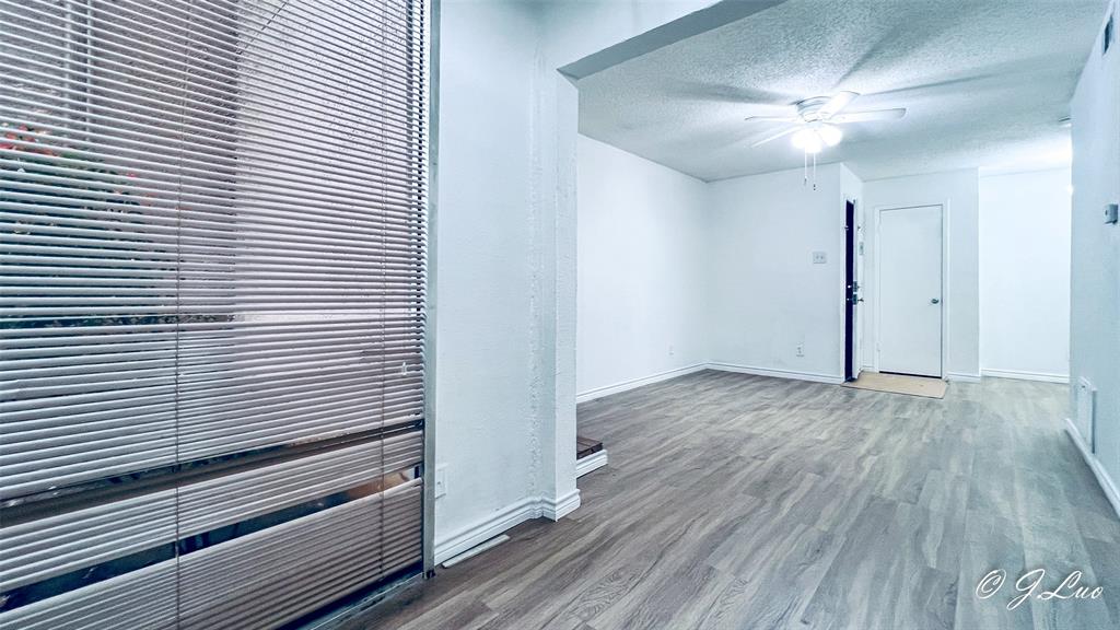 4044 Buena Vista 104