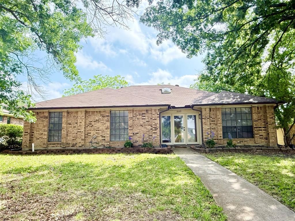 Photo of 3220 COLBY Circle, Mesquite, TX 75149 (MLS # 21252700)