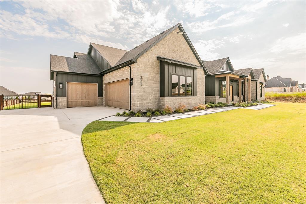 3225 Wellington Lane