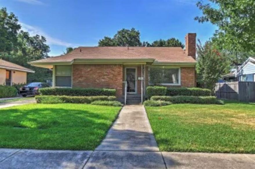 Nostalgic house built in 1950, well kept on an amazing lot in Midway Hollow. Mature trees with a detached garage.  Quaint and cozy. Quiet and great neighborhood. Easy access to anywhere in Dallas Metro. Well lit with security lights and a fully fenced in backyard for privacy and pets. New HVAC within last few years
