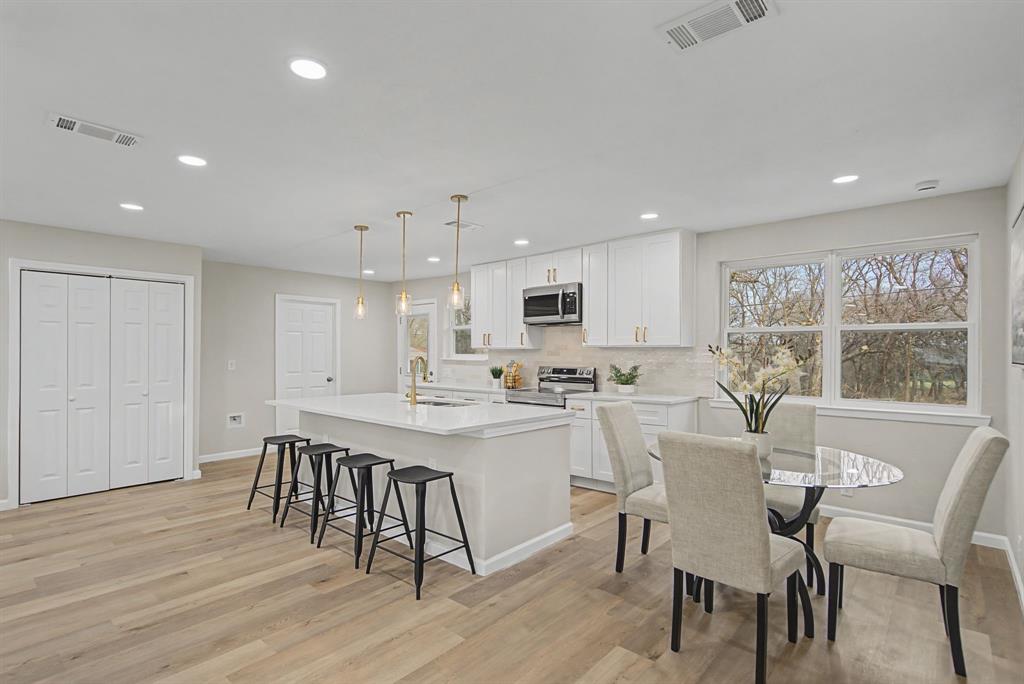 Roanoke Hills - Residential