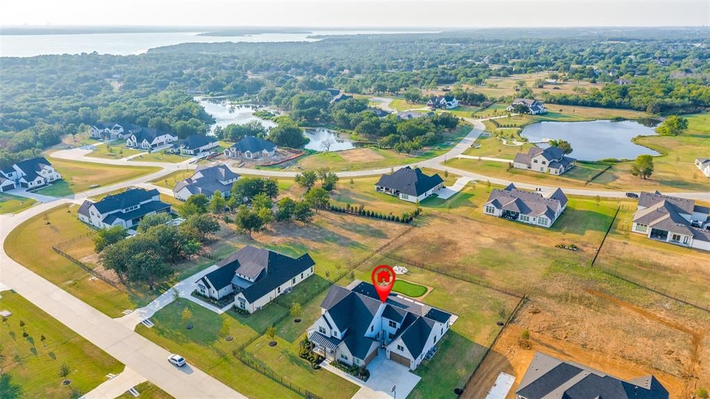1402 Dogwood View