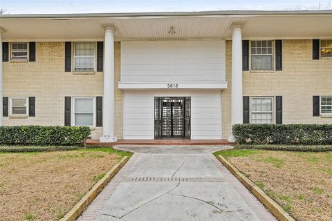 5818 E University Boulevard 223 Dallas TX 75206