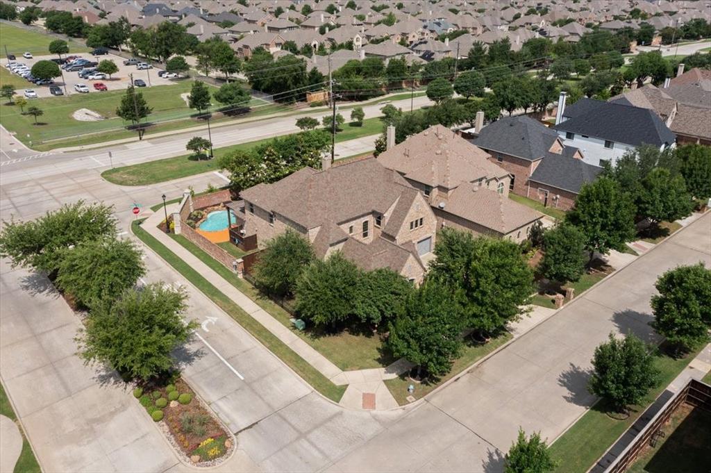 10769 Kingsford Lane