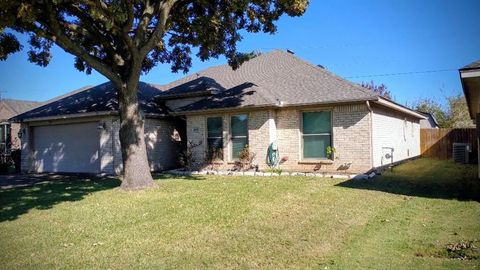 409 Park Meadows Drive Crowley TX 76036