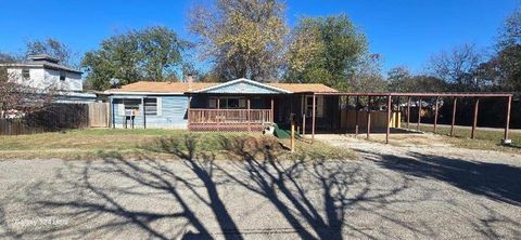 3815 Oak Meadow Street Granbury TX 76048