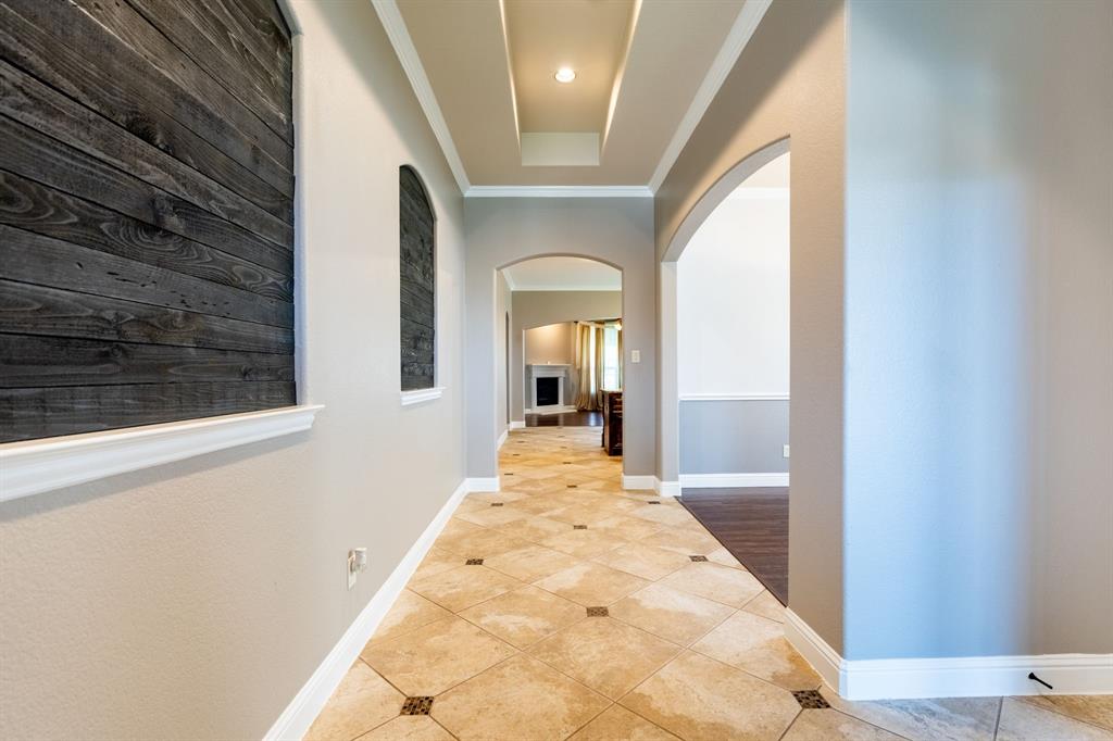 591 W Fate Main Place